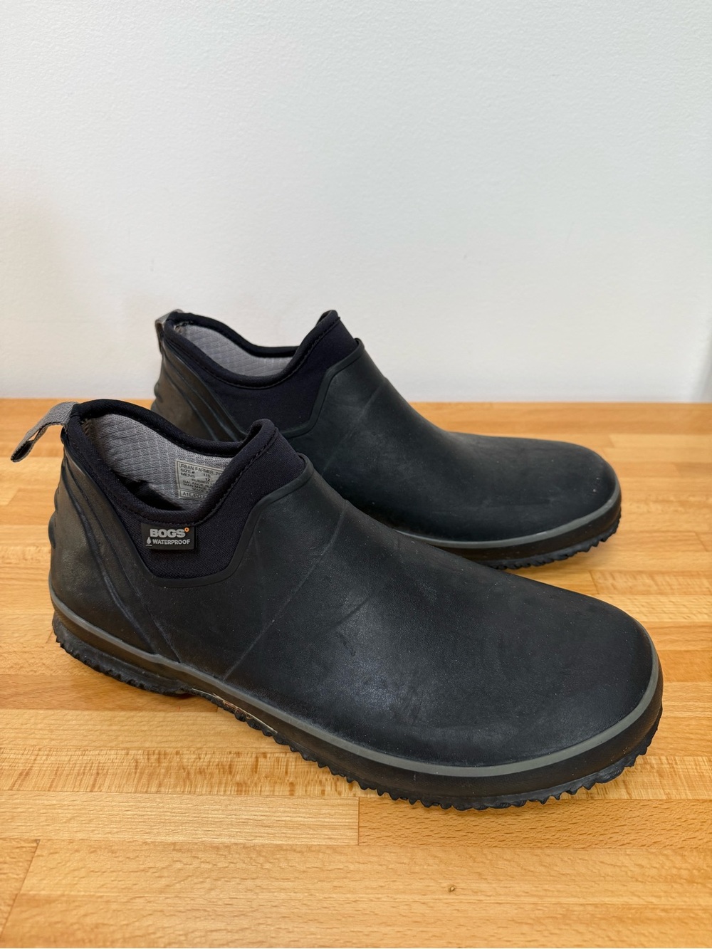 Bogs Men's Black Waterproof Ankle Rain & Snow Boots men’s 12